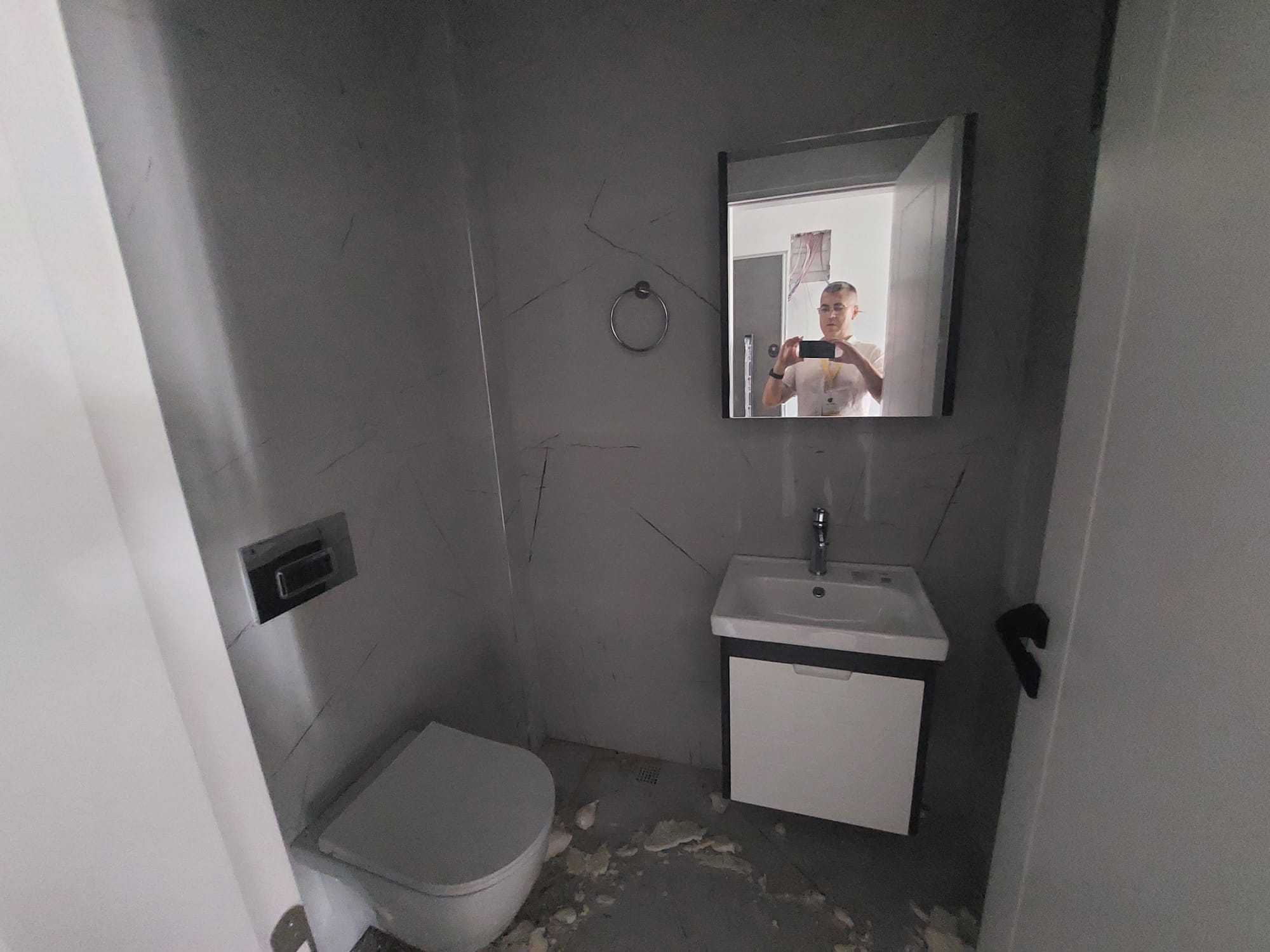 BUCAK MAHALLESİ NEFES PARK SİTESİNDE SATILIK LÜKS 3+1 DAİRE